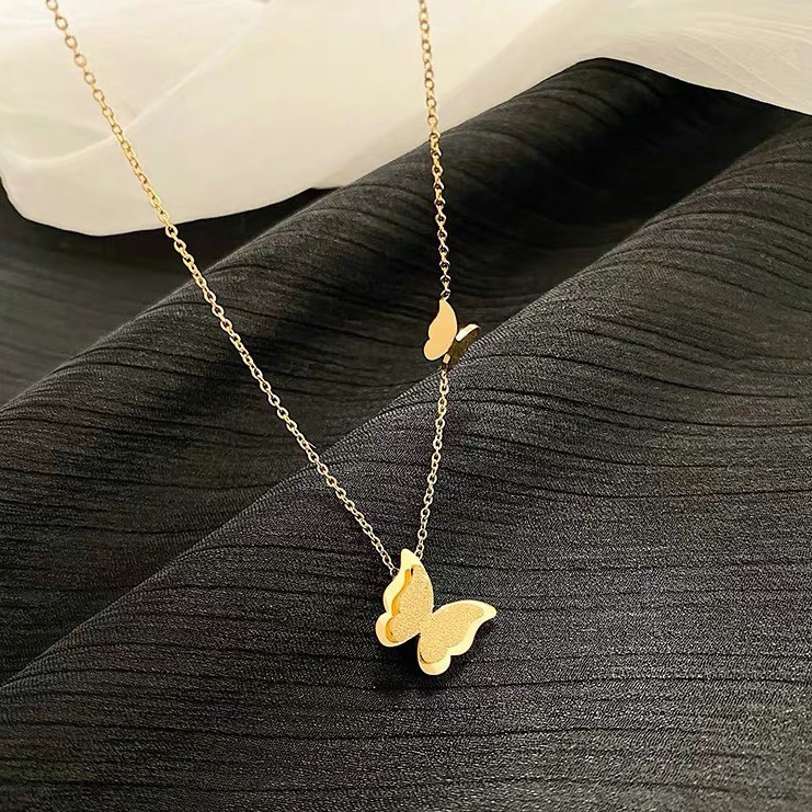 Dây chuyền ngắn mạ vàng hồng 18K bằng thép titan mặt hình bướm đơn giản dễ phối đồ phong cách Nhật Hàn làm quà cho nữ