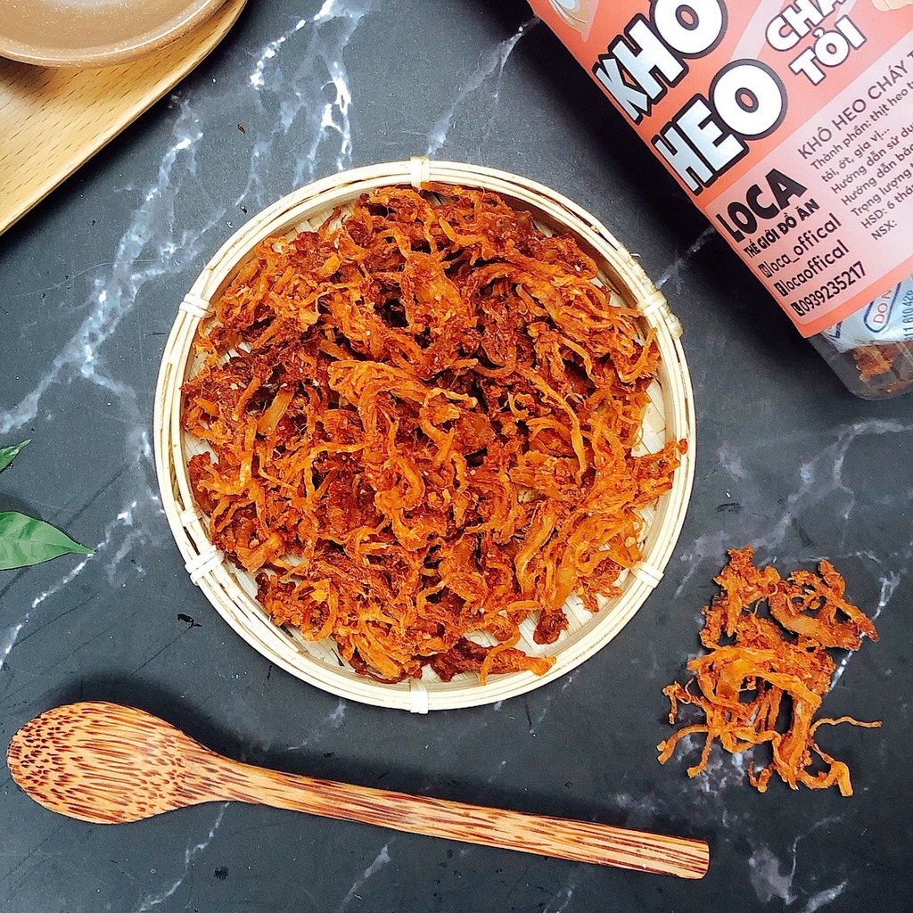 Khô heo cháy tỏi 300g, đồ ăn vặt sài gòn siêu ngon LOCA KH01 | BigBuy360 - bigbuy360.vn