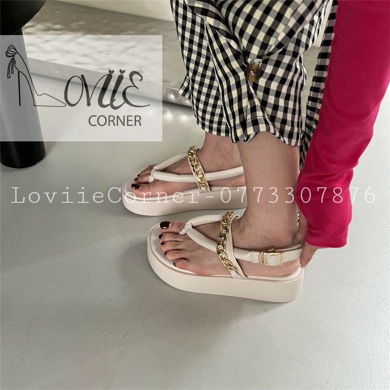 SANDAL NỮ XỎ NGÓN LOVIIECORNER - GIÀY SANDAL NỮ ĐẾ BỆT XỎ NGÓN - SANDAL NỮ DÂY CHÉO GIẢ GỖ S220521