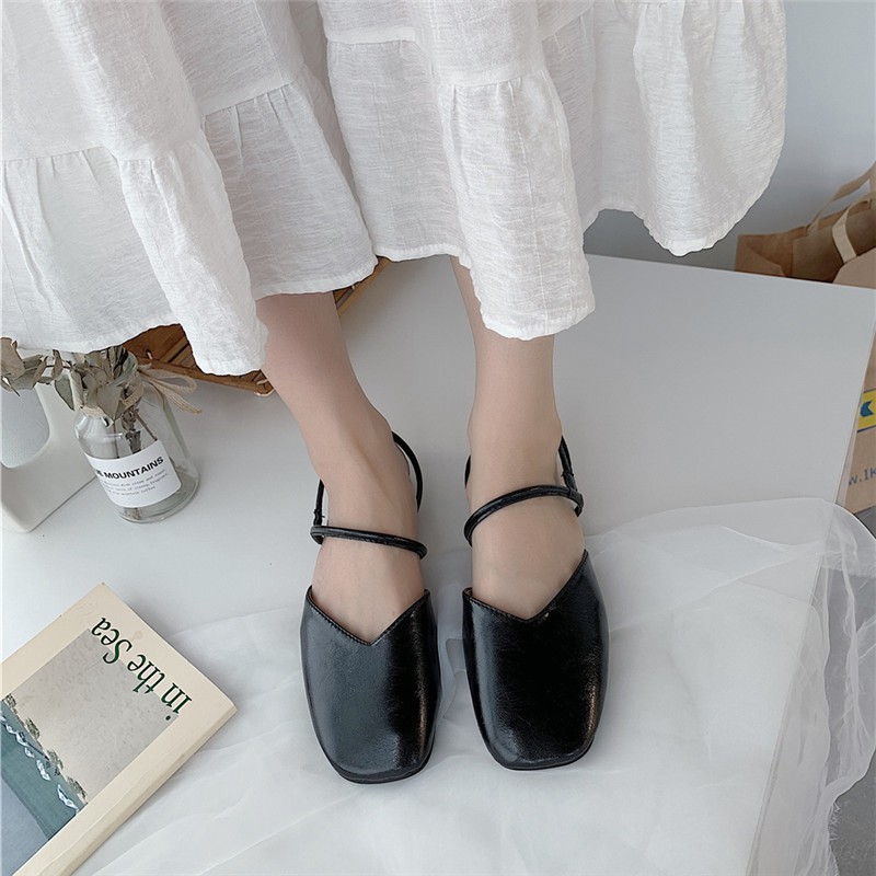 Giày sandal Baotou 2019 kiểu cổ điển cho phụ nữ lớn tuổi