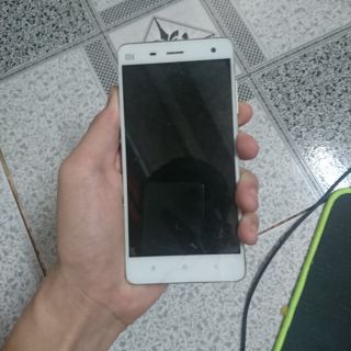 Xiaomi Mi 4 trắng 3/16GB vỡ màn