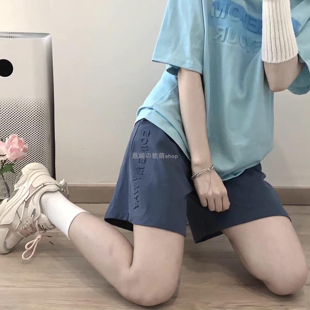 Quần đùi unisex nam nữ form rộng CHỮ RẬP NỔI basic nhiều màu chất nỉ cotton dày dặn phong cách ulzzang