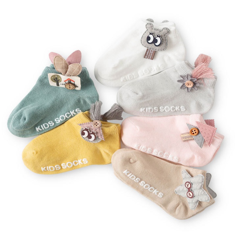 Set 3 Đôi Vớ Cotton Mềm Chống Trượt Dễ Thương Cho Bé Sơ Sinh 0-3 Tuổi