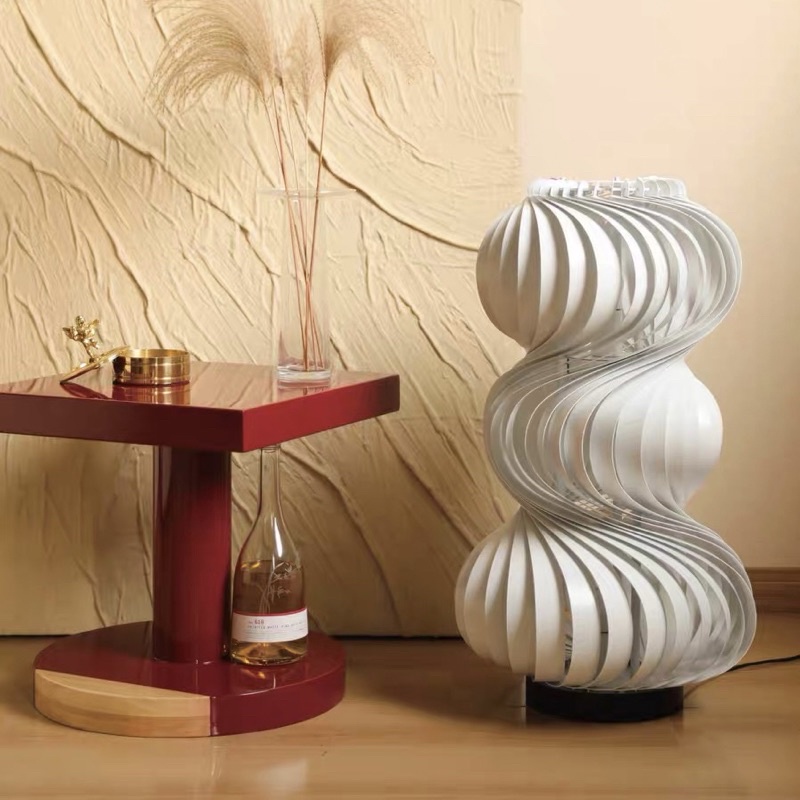 Đèn sàn xoắn cao cấp, độc đáo | Twisted Lights