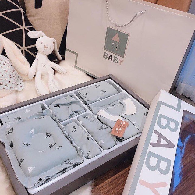 (HÀNG CAO CẤP) Set đồ sơ sinh quà tặng cho bé cotton có hộp sang chảnh bé trai bé gái
