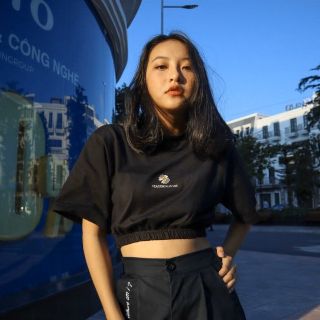 Áo croptop nhúng ôm hoa cúc