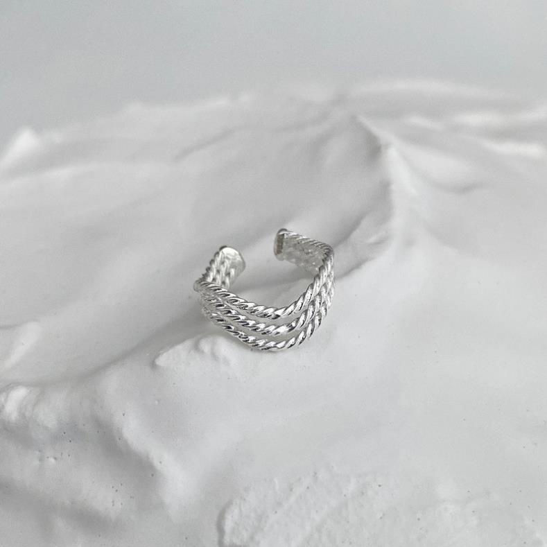 (052) Khuyên Kẹp Vành Tai Dáng Sóng Xoắn Ba Lớp Cá Tính ❄️