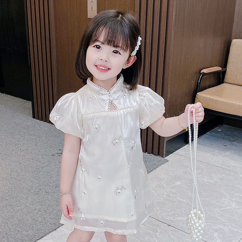 Đầm sườn xám cách tân tay phồng thêu họa tiết kiểu trung hoa cổ điển thời trang mùa hè 2021 dành cho bé gái