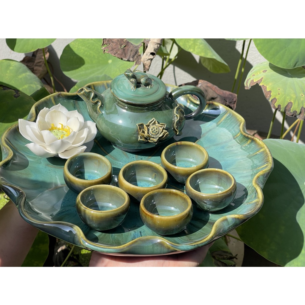 Bộ ấm chén khay lá sen Bát Tràng