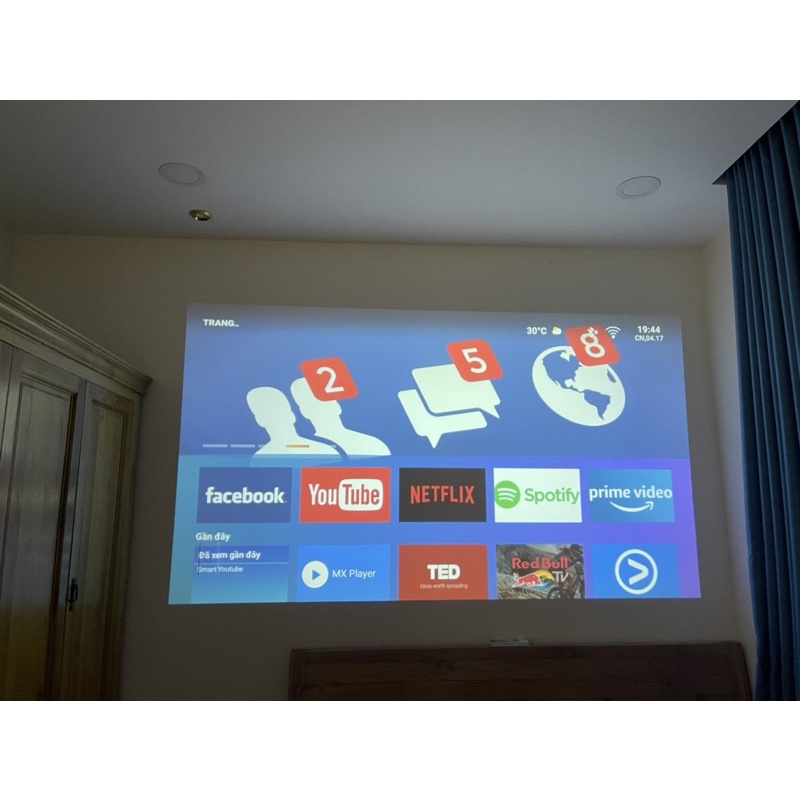 Máy Chiếu BeeCube Xtreme Full HD 1080P Chính Hãng Hỗ Trợ 4K Sắc Nét Bảo Hành 12 Tháng