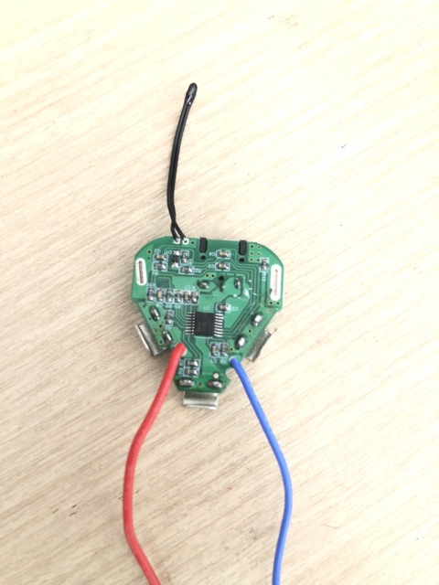 Vỏ 12V và mạch tam giác bảo vệ pin dùng cho máy TQ