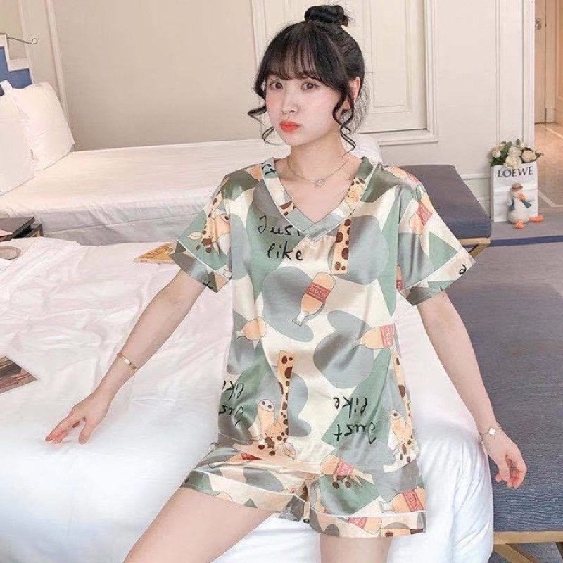 Bộ mặc nhà satan lụa chất liệu cao cấp mềm nhẹ,mặc đi chợ hay ra đường đều được ạ | BigBuy360 - bigbuy360.vn