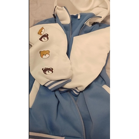 【Yuki】Áo khoác có mũ tay áo phối màu họa tiết gấu siêu cuteee | BigBuy360 - bigbuy360.vn