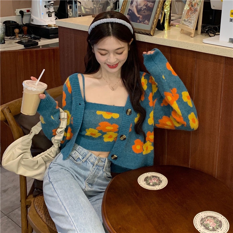 Bộ áo khoác cardigan dệt kim dáng rộng + áo hai dây thời trang thu đông 2021 (có bán lẻ)