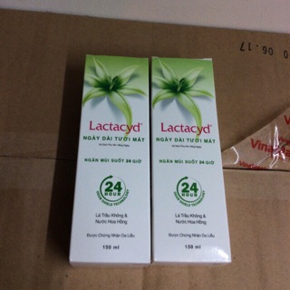 Dung dịch vệ sinh phụ nữ Lactacyd lá trầu không
