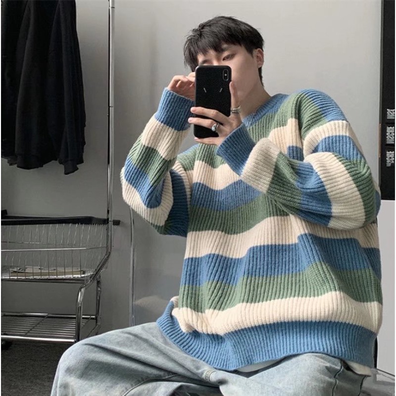 Áo sweater dệt kim cổ tròn dáng rộng họa tiết sọc ngang màu tương phản phong cách Hồng Kông trẻ trung cho nam