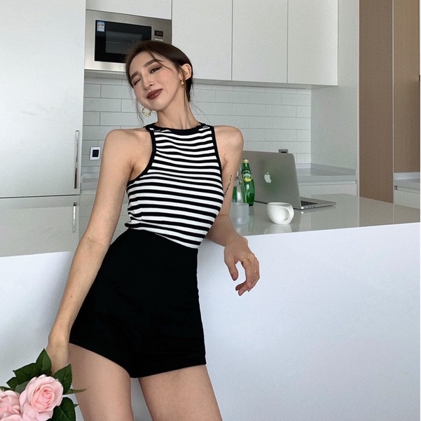 Áo Dệt Kim Không Tay Họa Tiết Sọc Màu Đen Phong Cách Cổ Điển Hàn Quốc Cho Nữ