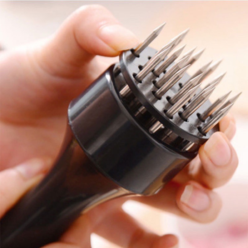 Dụng cụ làm mềm thịt, xăm thịt hình tròn chuyên sử dụng giúp làm món bít tết, heo quay dễ dàng