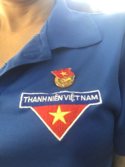 100 huy hiệu Đoàn