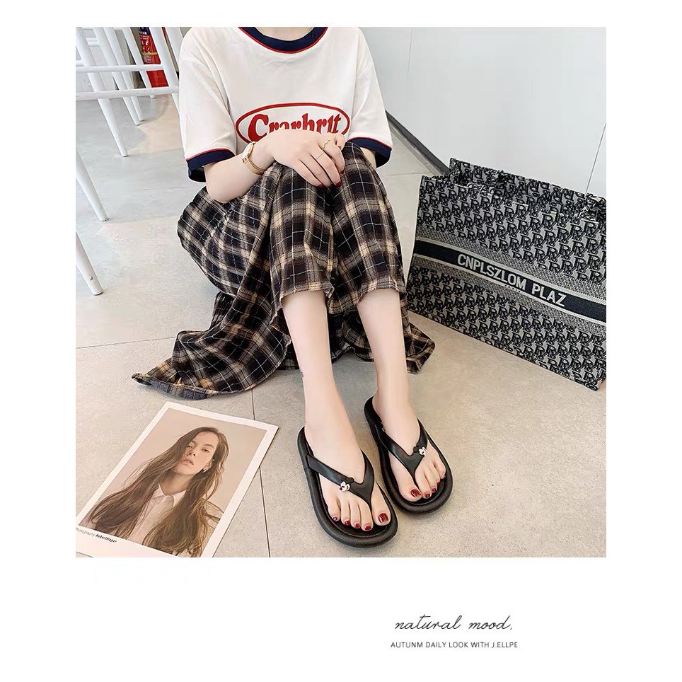 Dép kẹp Ulzzang Mickey dễ thương siêu êm chân hàng nhập khẩu | BigBuy360 - bigbuy360.vn