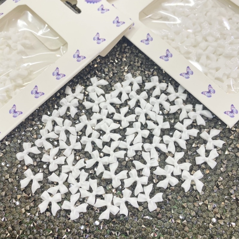 Charm nơ trắng-nơ mix trắng trang trí nail phong cách hàn nhật