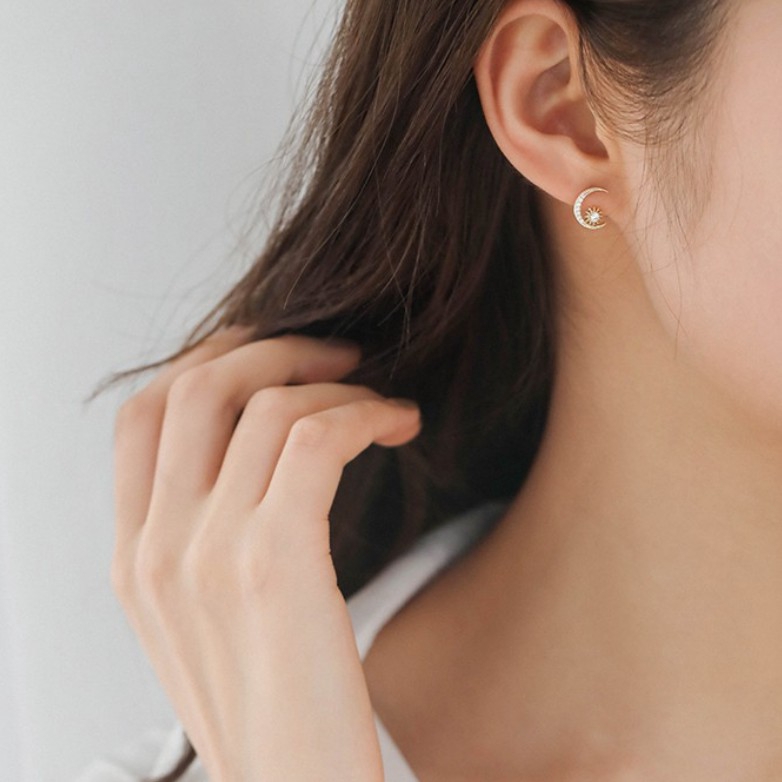 Hoa tai mặt trăng sao bất đối xứng / Khuyên tai / Bông Tai