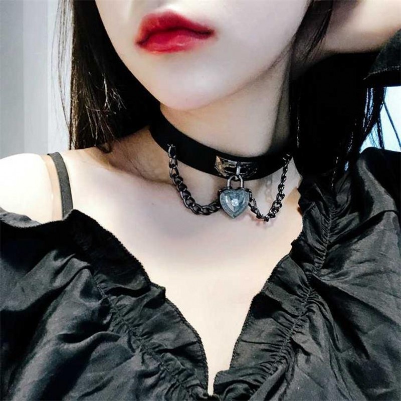 Vòng cổ choker da pu mặt hình trái tim cá tính thời trang cho nữ