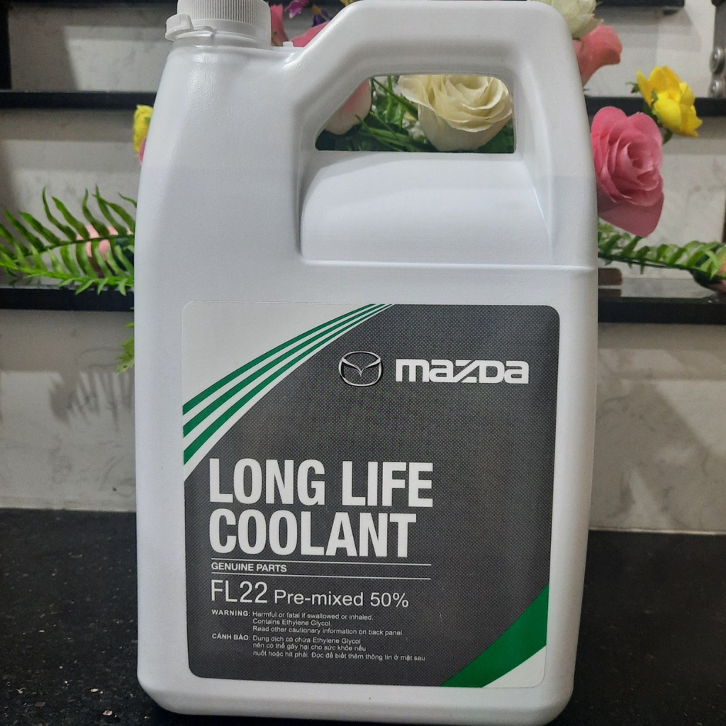 Nước làm mát động cơ chính hãng MAZDA (can 4L)