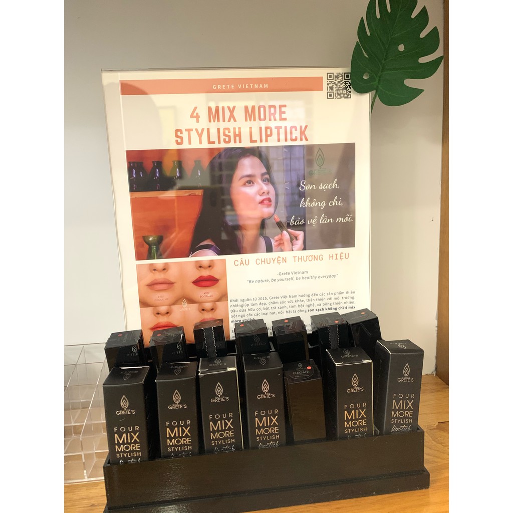 Kệ trưng bày giới thiệu son khổ A4