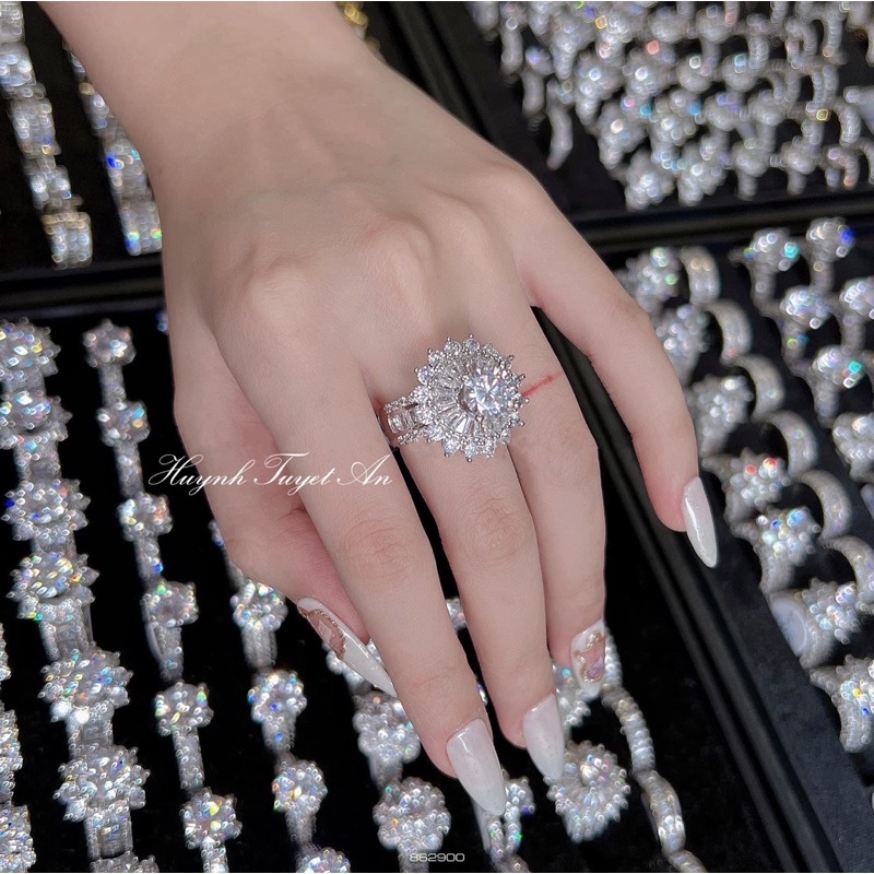 Nhẫn đá xi bạch kim