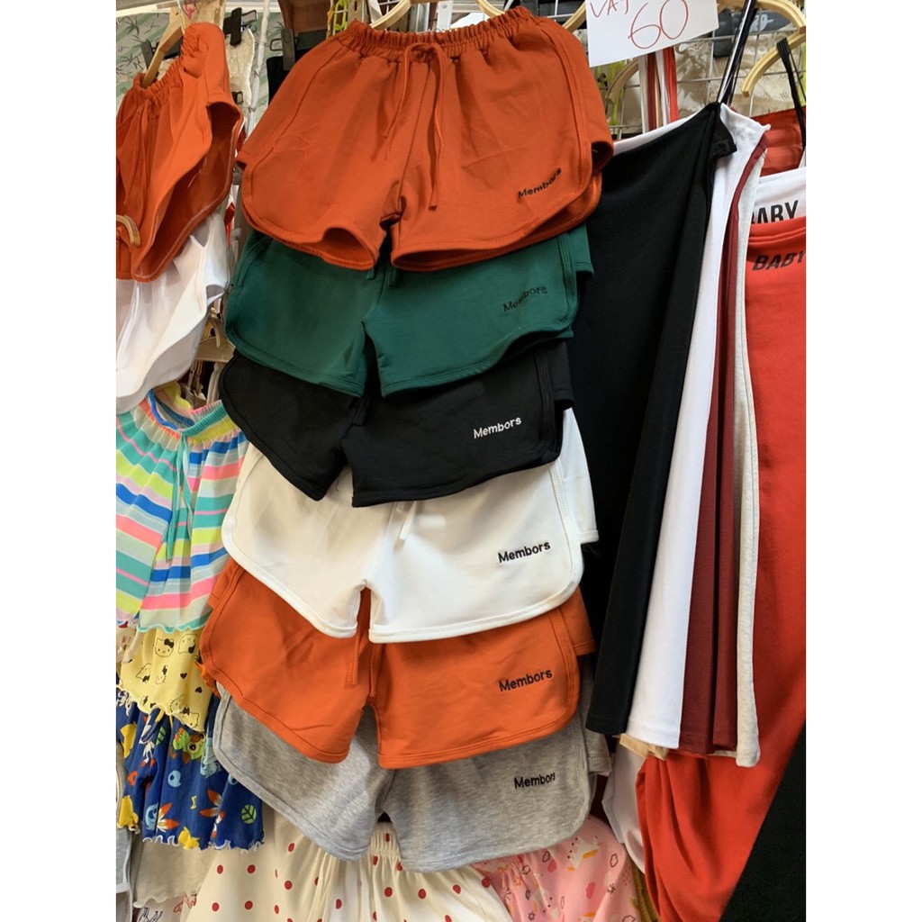 Quần short cotton thêu chữ