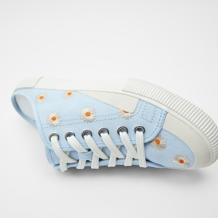 Giày Vải Zara Thêu Hoạ Tiết Hoa Cúc Xinh Xắn Cho Phụ Nữ Size 35 - 40 | BigBuy360 - bigbuy360.vn