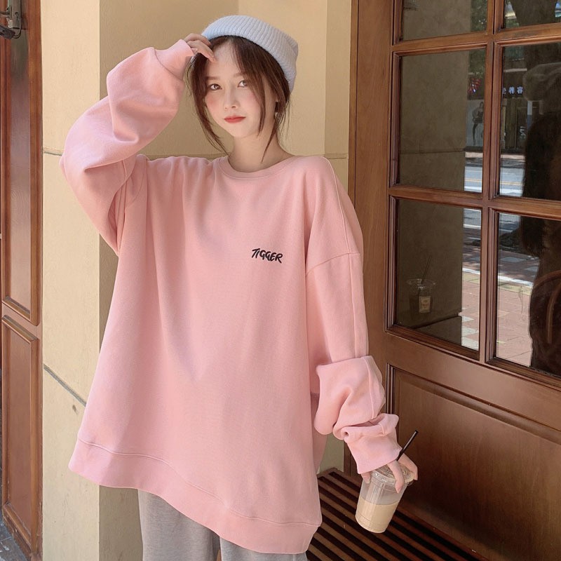 Áo thun trơn tay dài cổ tròn thiết kế trẻ trung hợp thời trang | BigBuy360 - bigbuy360.vn