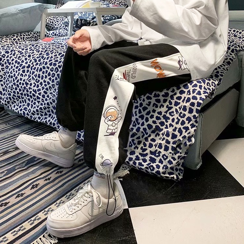 Quần baggy in họa tiết hoạt hình phong cách Hàn Quốc thời trang cho nam