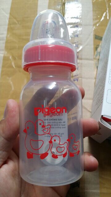 Bình sữa pigeon 120 ml tiêu chuân cho trẻ sơ sinh
