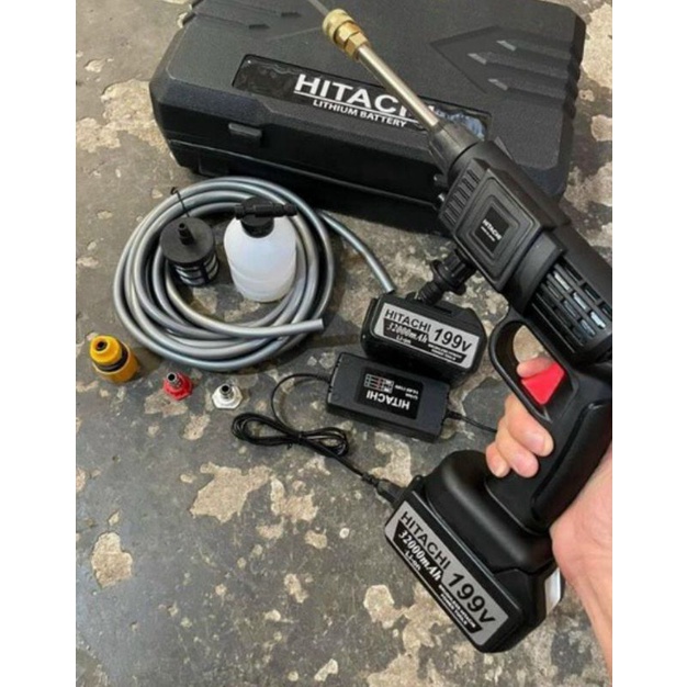Máy rửa xe chạy pin hitachi 199v