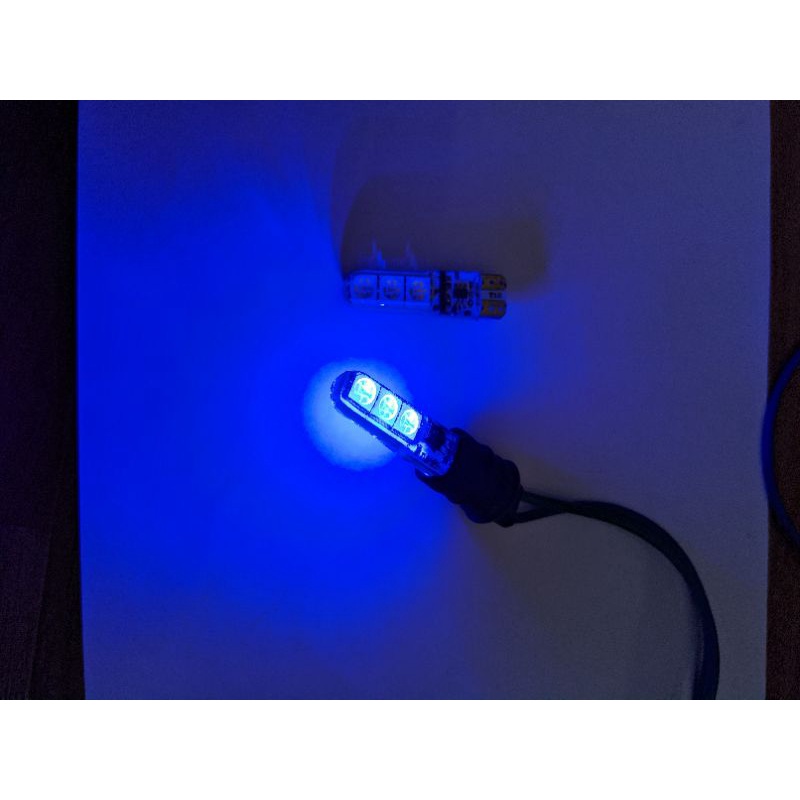 Set 2 bóng đèn T10 Led nhấp nháy đổi màu RGB ô tô xe máy