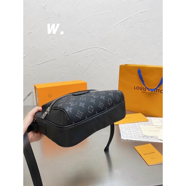 TÚI ĐEO CHÉO NAM NỮ LV3501 DÁNG CẶP DA THẬT LOCK  MESSENGER FULLBOX SUPER SẴN SHIP GRAB SIZE 25 SMANO