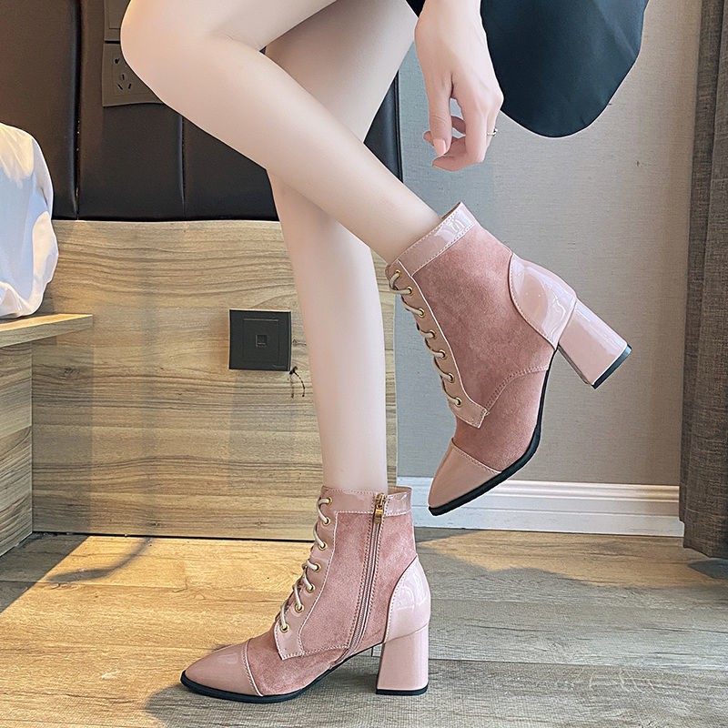 Giày bốt martin gót cao phối dây cột phong cách Anh Quốc thu đông 2020 | BigBuy360 - bigbuy360.vn