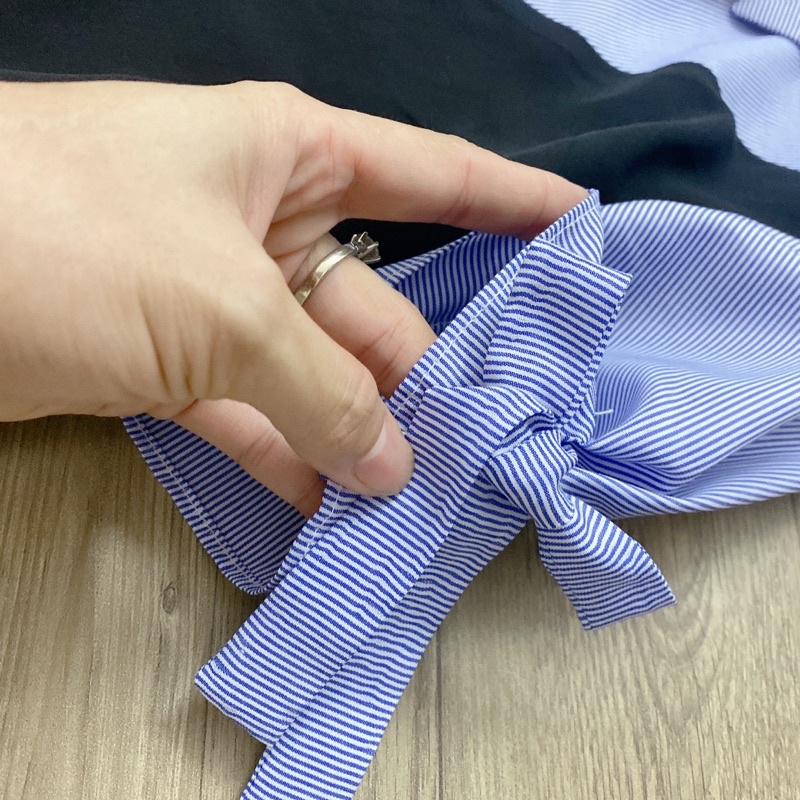 ÁO SƠ MI BẦU NGẮN TAY - Áo bầu công sở pha kẻ tay nơ có sẵn tại shop Oanhltk