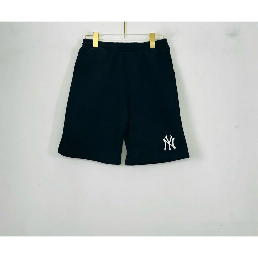 Quần Short Nam MLB Chất Liệu Thun Da Cá 2 Màu Đen Trắng Hàng Xuất Dư