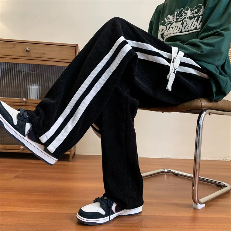Quần Ống Rộng dáng suông Chất Umi 2 Sọc - Quần Thể Thao Unisex Dày Dặn Phong Cách Hàn Quốc