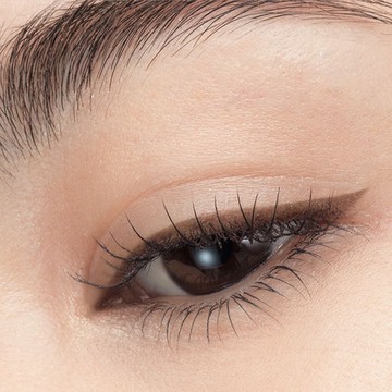 Bút kẻ mắt nước cao cấp Shiseido Maquillage Secret Shading Liner 0.4ml - Nhật Bản