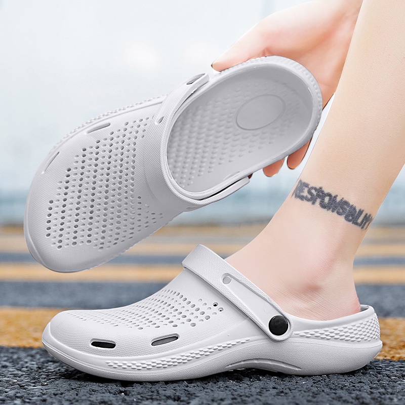 Dép Sandal Siêu Nhẹ Chống Trượt Thoáng Khí 071 Thời Trang Cho Nữ