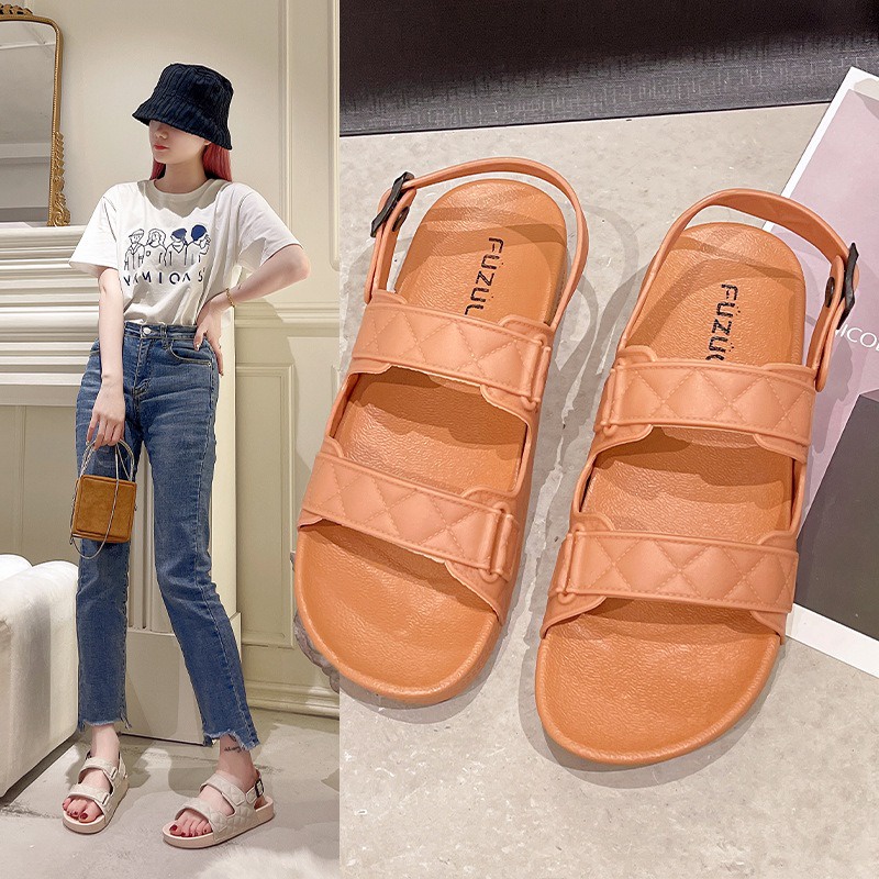 Giày Học Sinh Có Quai Hậu - Sandal Nhựa Dẻo Kiểu Dáng Năng Động