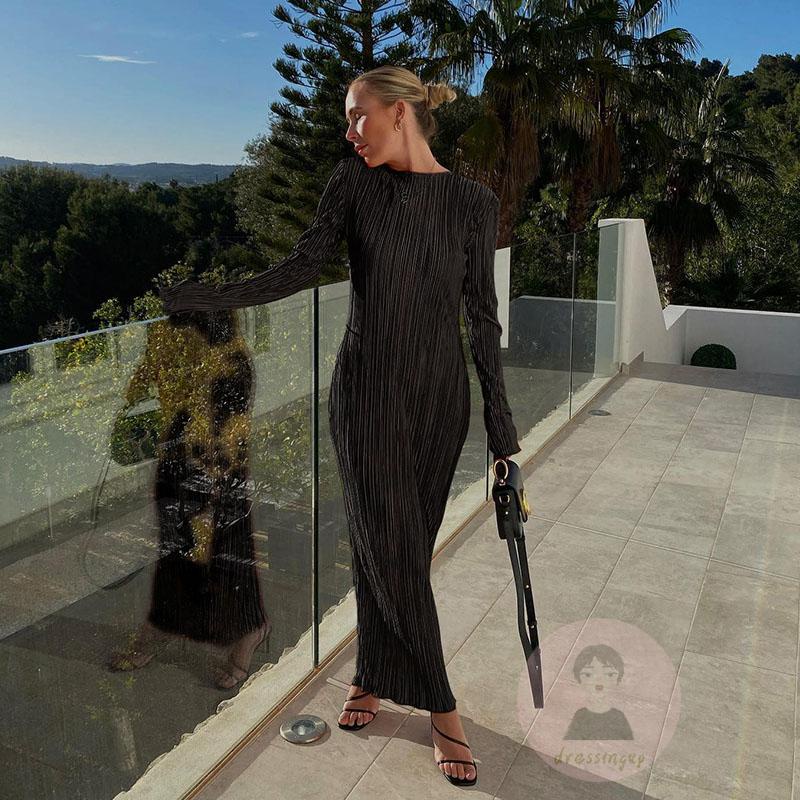 Đầm Tay Dài Cổ Tròn Màu Sắc Thanh Lịch Dành Cho Nữ