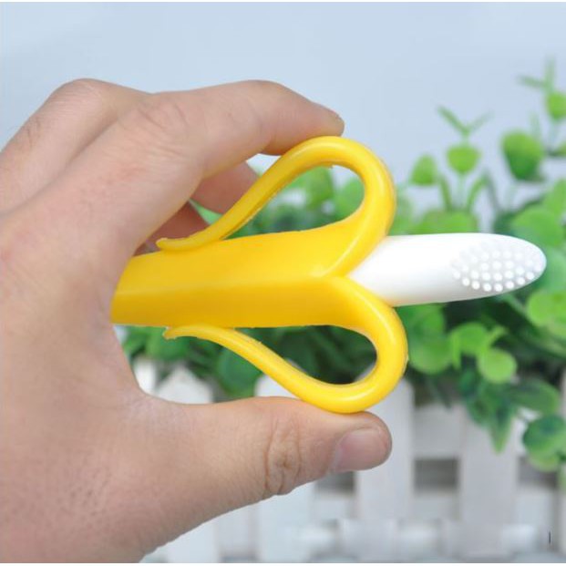 Gặm nướu cho bé ngứa lợi mọc răng tập nhai chất liệu Silicone an toàn hình quả chuối banana (Mỹ) GNUOU02 GTT