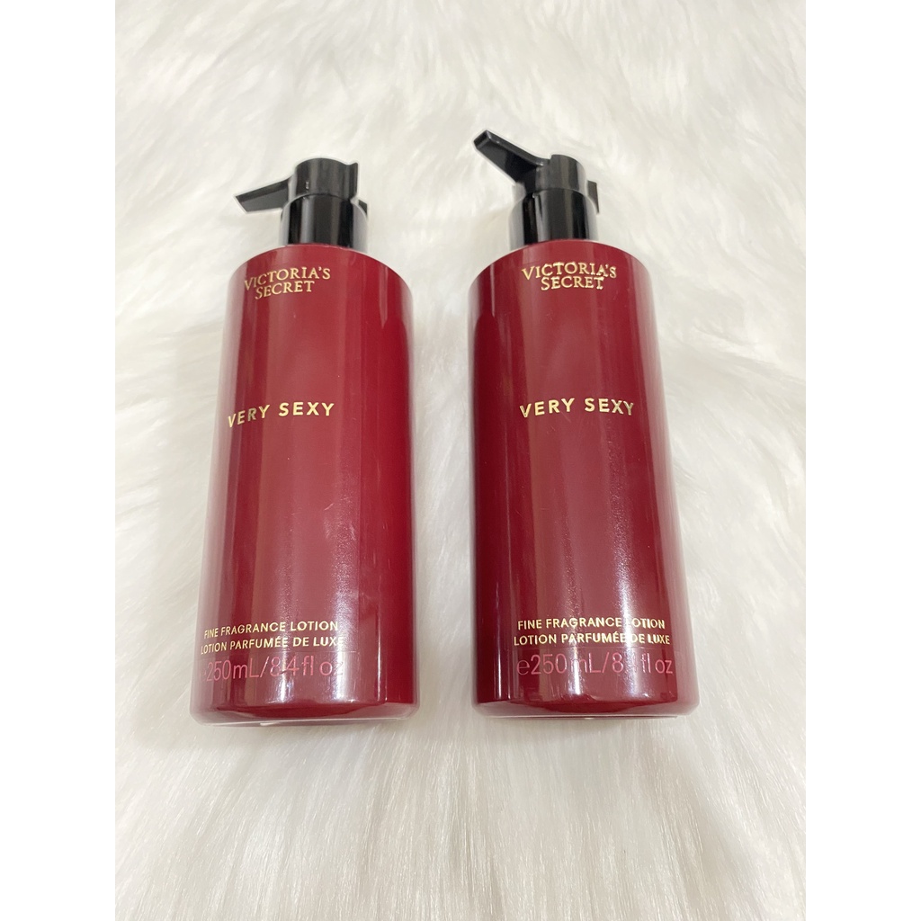 [HÀNG MỸ] Dưỡng thể Victoria's Secret Very Sexy Đỏ 250ml