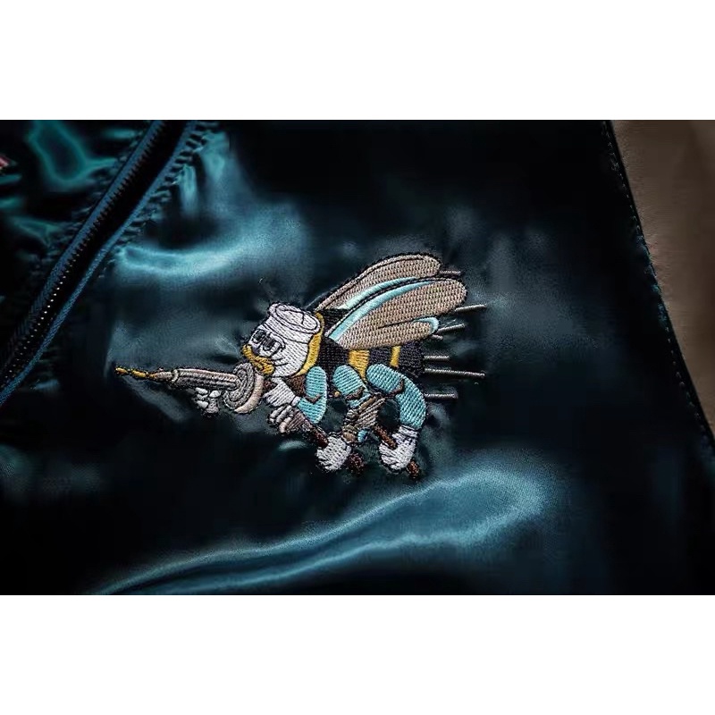 Áo bomber 2 mặt thêu ong