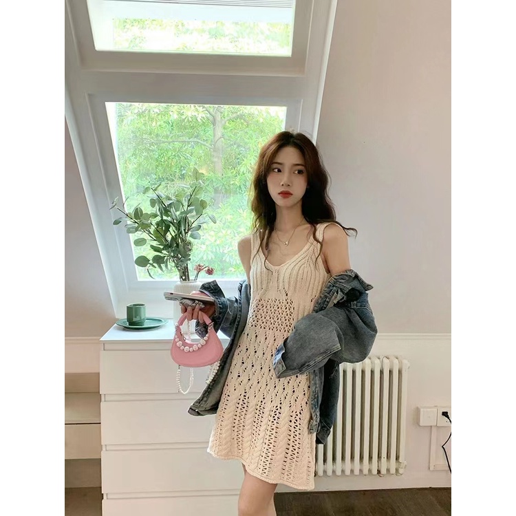 [13C] Đầm Dệt Kim Hai Dây Dáng Ngắn Xếp Chồng Lỗ Mẫu Mới Thời Trang Mùa Xuân